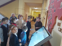 сотрудники областной библиотеки им.А.Т.Твардовского организовали библиотурне для учеников школы №28 - фото - 3