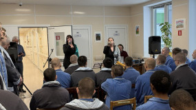 своих не бросаем - фото - 4