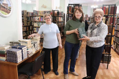 пусть книги друзьями заходят в ваш дом - фото - 1
